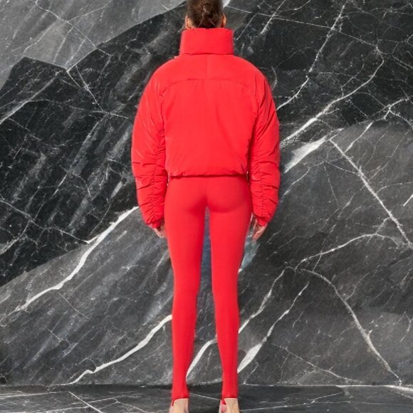 Brand new Cropped Puffer Jacket - Picture 4 of 5